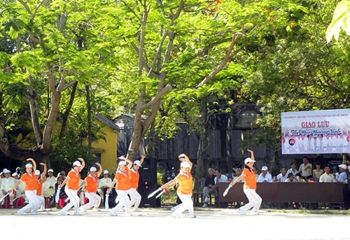 CLB Thể dục dưỡng sinh Tam Kỳ tham gia giao lưu tại Hội An.