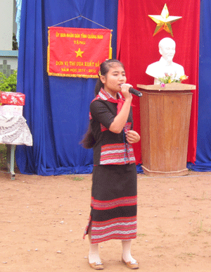 Palăng Thị Vỹ Linh.