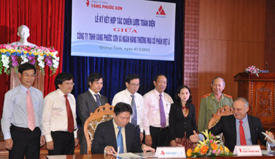Công ty TNHH Vàng Bồng Miêu và Ngân hàng Thương mại cổ phần Việt Á ký kết hợp tác chiến lược toàn diện. 