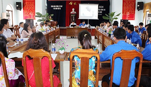 Tọa đàm về Học tập và làm theo gương Bác Hồ do Công đoàn Phòng Tư pháp - Chi đoàn Nội vụ TP.Tam Kỳ phối hợp tổ chức.Ảnh: DIỄM LỆ