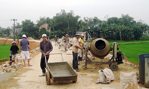  Quy hoạch phát triển hạ tầng giao thông là khâu quan trọng trong xây dựng NTM. Ảnh: Đ.ĐẠO