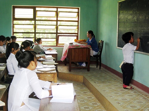 Trần Thị Thu Uyên luôn là một học sinh gương mẫu của lớp.