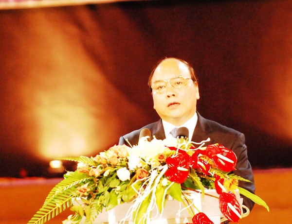 Deputy Prime Minister Nguyen Xuan Phuc at the opening ceremony.  Photo: Minh Hai