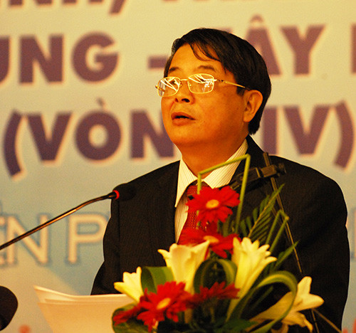 Bí thư Tỉnh ủy Nguyễn Đức Hải phát biểu tại hội thảo. Ảnh: Minh Hải