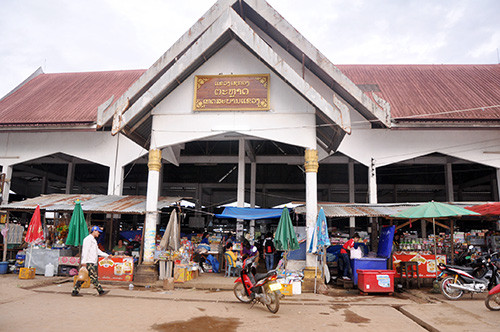 Chợ trung tâm La Mạn.