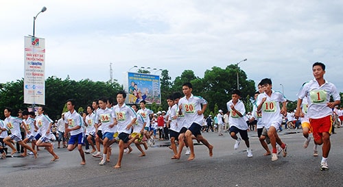 Giải Việt dã truyền thống Báo Quảng Nam mở rộng lần thứ XVII năm 2013 hứa hẹn nhiều hấp dẫn.