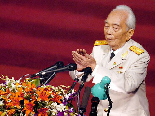 Đối với Việt Nam, Đại tướng Võ Nguyên Giáp là một thiên tài quân sự, một anh hùng dân tộc, một nhà văn hóa, nhà sử học lớn - Ảnh: AFP