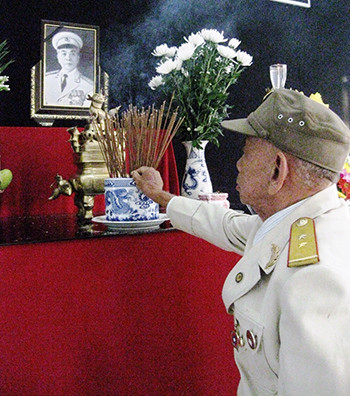 Cựu chiến binh Nguyễn Duy Kiên, 89 tuổi, nguyên chính ủy đại đội 101, tham gia kéo pháo vào chiến dịch Điện Biên Phủ.