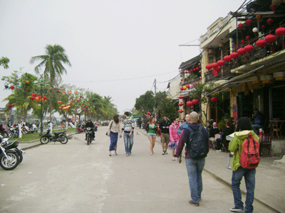 Hội An sẽ chào đón năm mới 2014 bằng chương trình “Dạ hội mừng năm mới” với chuỗi hoạt động đa sắc màu. Ảnh: V.LỘC