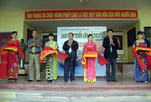 Triển lãm được tổ chức tại Trung tâm VHTT huyện Điện Bàn.