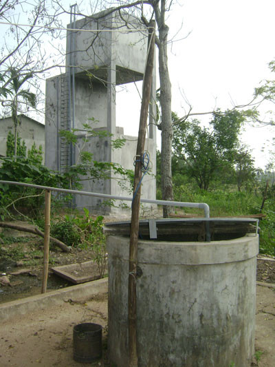 Bể xử lý nước tại Trạm Kiểm lâm vẫn không thể cung cấp đủ nước cho người dân các thôn lân cận.