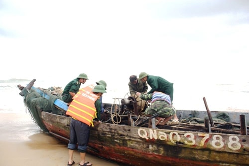  Tàu cá của ngư dân huyện Thăng Bình tham gia sản xuất và bảo vệ chủ quyền biển đảo.                                                   Ảnh: N.Q. VIỆT