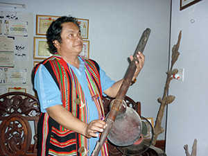 Nhạc sĩ Dương Trinh.