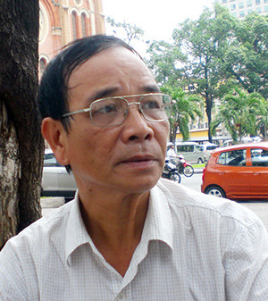 Nhà thơ Nguyễn Tấn Sĩ.