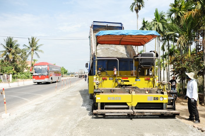 Xe chuyên dụng làm việc liên tục kể cả ngày nghỉ.