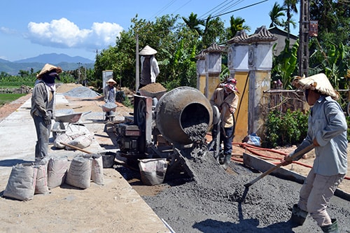 Nhờ bàn giao mặt bằng nhanh, đơn vị thi công đang đẩy nhanh tiến độ thực hiện. 