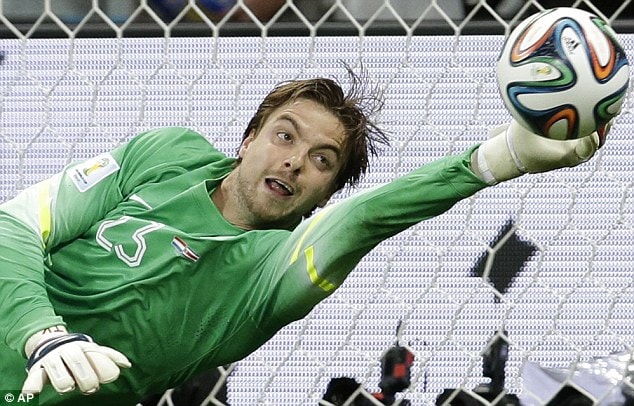 Tim Krul trở thành người hùng của Hà Lan