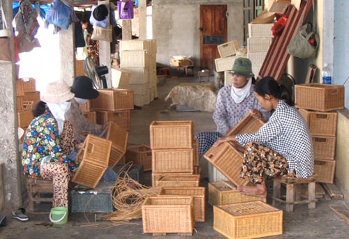 Khó khăn lớn nhất mà doanh nghiệp đang đối mặt là dòng tiền lưu chuyển trong nền kinh tế quá yếu. Ảnh: T.LỘ