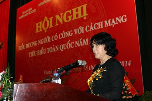 Đồng chí Nguyễn Thị Kim Ngân phát biểu chỉ đạo tại hội nghị.