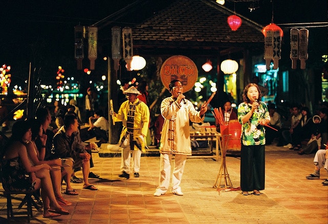 Bai Choi - a traditional game of Quang Nam province will be introduced to Hungarian and European friends. Picture (internet)