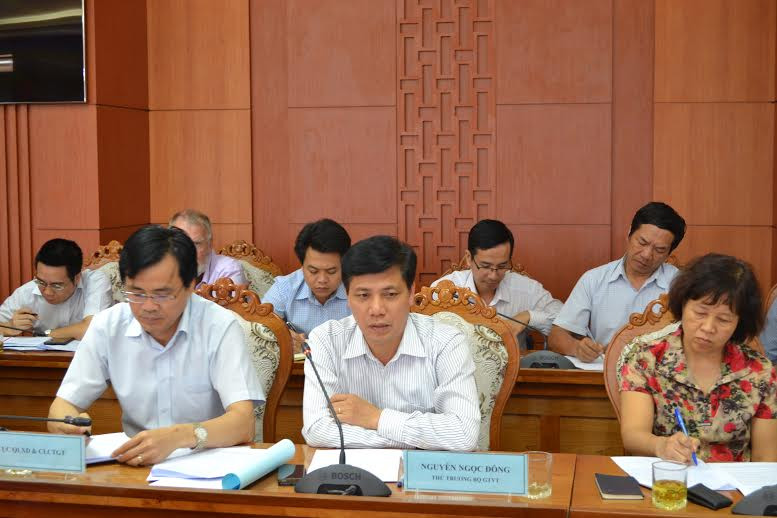 Thứ trưởng Bộ GTVT Nguyễn Ngọc Đông ghi nhận nỗ lực của tỉnh trong GPMB. 