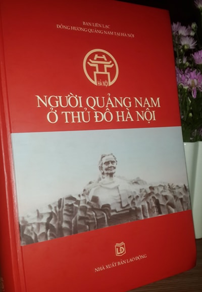 Bìa sách Người Quảng Nam ở Thủ đô Hà Nội.