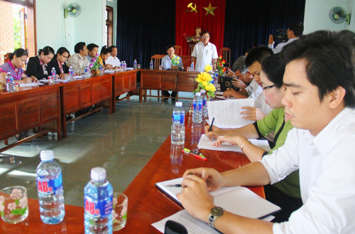 Đoàn giám sát Ban Dân tộc HĐND tỉnh làm việc tại xã Phước Đức, vào sáng 21.10.