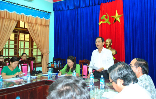 Quang cảnh lễ ký kết  tại UBND huyện Bắc Trà My. 
