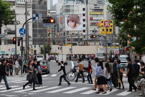 Người dân Nhật đang chờ đợi tín hiệu kinh tế lạc quan.