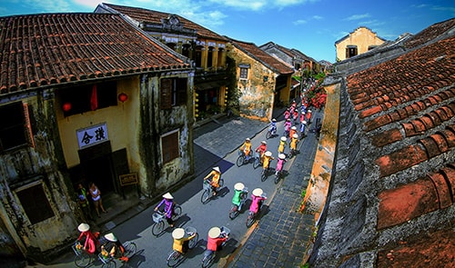 Trong lòng Di sản văn hóa thể giới Đô thị cổ Hội An. Ảnh: LÊ TRỌNG KHANG