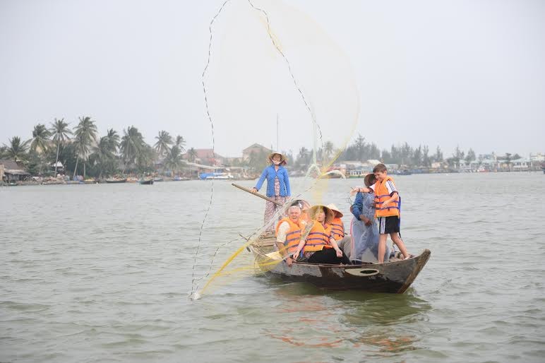 Trải nghiệm làm ngư dân.