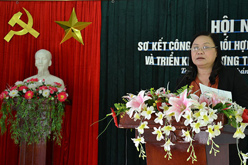 Đồng chí Nguyễn Thị Kim Dung- UVBTV, Trưởng Ban Dân vận Tỉnh ủy phát biểu chỉ đạo