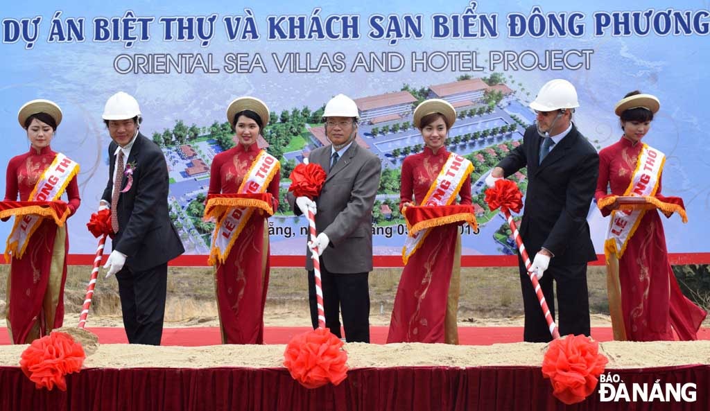 Nghi thức lễ động thổ và khởi công dự án biệt thự và khách sạn Biển Đông Phương