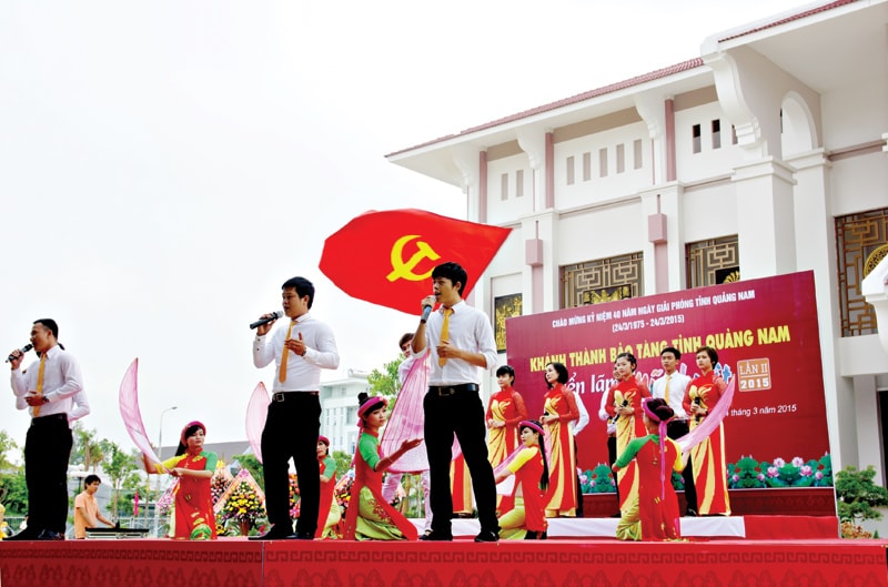 Các hoạt động văn nghệ, hội trại của thanh niên diễn ra sôi nổi trong tỉnh.Ảnh: PHƯƠNG THẢO - VINH ANH