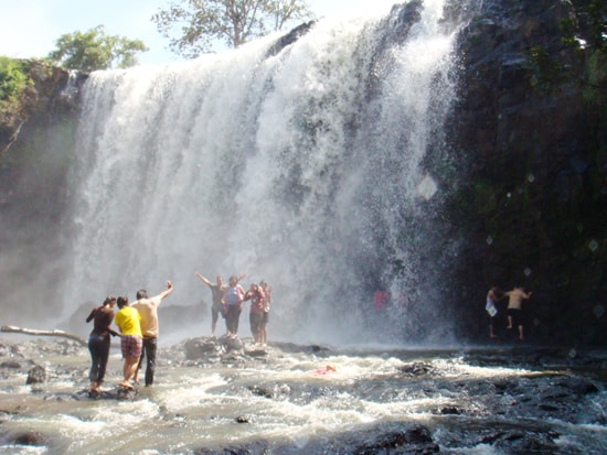 Bou Sra - một trong 3 thác nước thu hút du khách của Mondulkiri. (Ảnh: sunnarin)