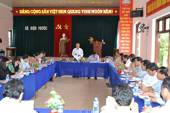 Ban Văn hóa - xã hội thực hiện giám sát tại xã Điện Phước.
