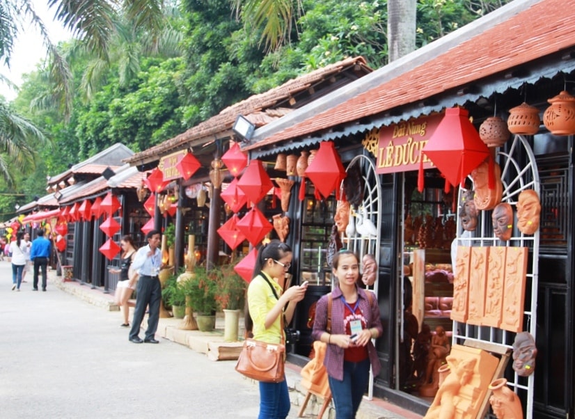 Festival hội tụ rất nhiều tinh hoa văn hóa trong nước và quốc tế. Trong ảnh là không gian gốm Lê Đức Hạ của Quảng Nam tham gia Festival.