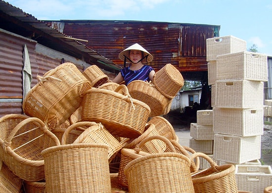 Khoảng 150 doanh nghiệp vừa và nhỏ được hỗ trợ từ Trung tâm Thông tin, tư vấn và hỗ trợ doanh nghiệp Quảng Nam. Ảnh: HUỲNH TRƯƠNG PHÁT