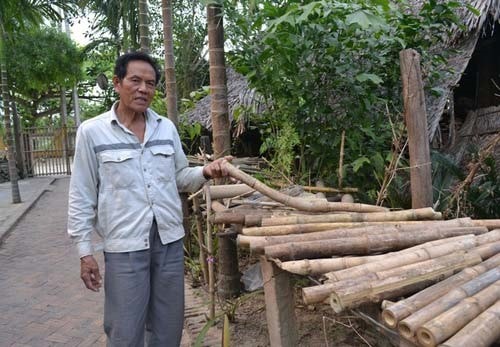 Muoi says the frame of bamboo bicycles are made of thorny bamboo that is flexible, strong and quite rare in Vietnam…