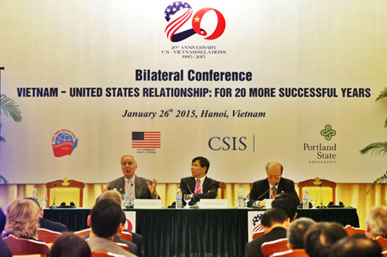 Hội thảo kỷ niệm 20 năm thiết lập quan hệ Việt - Mỹ có sự tham gia của nhiều cựu đại sứ và chuyên gia, những người góp phần thúc đẩy tiến trình bình thường hóa giữa hai nước.  