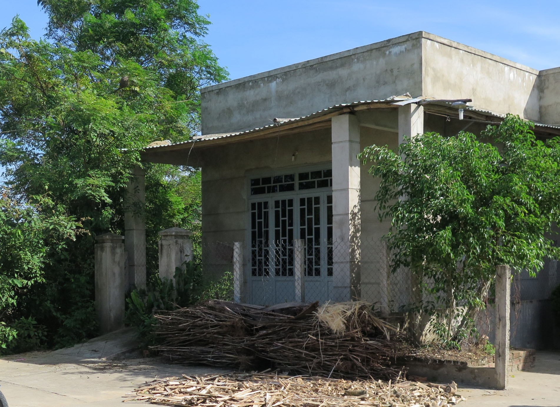 Ngôi nhà nơi Tây và đồng bọn dùng để làm kho chứa tài sản trộm cắp Ảnh: PHƯƠNG NAM