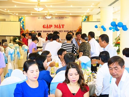 Quang cảnh cuộc gặp mặt