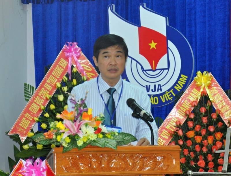 Bí thư Tỉnh ủy, Chủ tịch HĐND tỉnh Nguyễn Ngọc Quang phát biểu tại đại hội. Ảnh: VINH ANH