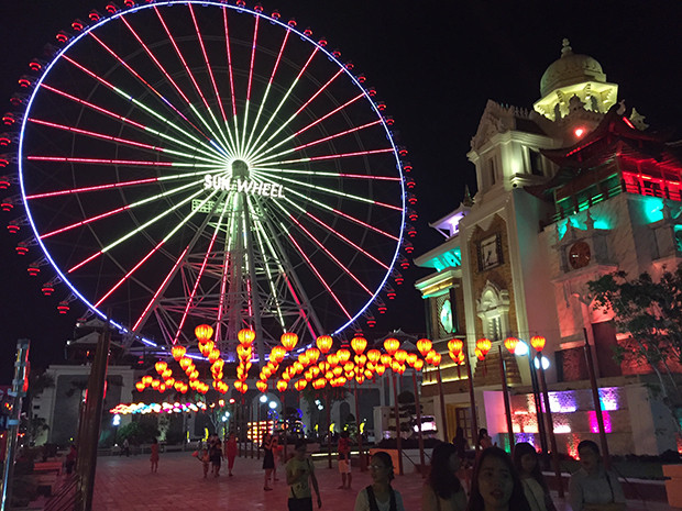 “Vòng quay mặt trời - Sun Wheel”
