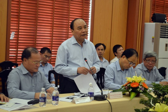 Phó Thủ tướng Nguyễn Xuân Phúc phát biểu chỉ đạo tại buổi làm việc với lãnh đạo tỉnh và thành phố Hội An