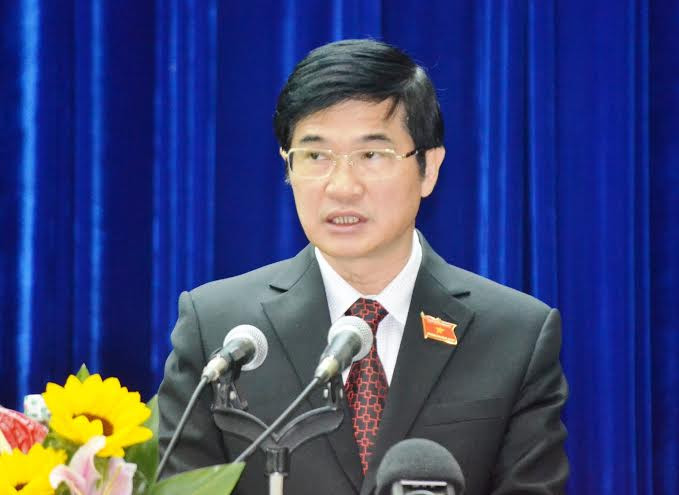 Bí thư Tỉnh ủy, Chủ tịch HĐND tỉnh Nguyễn Ngọc Quang phát biểu khai mạc Kỳ họp thứ 15.