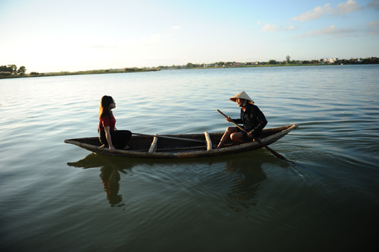 Ngắm cảnh làng trên sông Thu Bồn: Ảnh Minh Hải