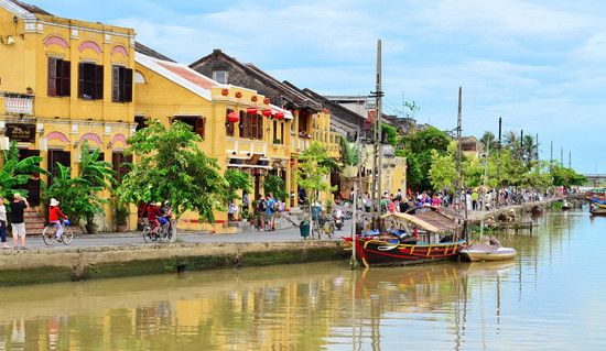 Năm 2015, chỉ có khoảng 30% số du khách đăng ký lưu trú khi du lịch Quảng Nam. Trong ảnh: Phố cổ Hội An - điểm đến thu hút du khách.  Ảnh: D.L.T.N