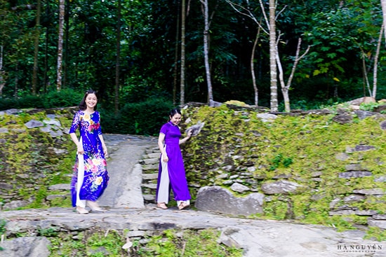 Ngõ đá Tiên Phước. Ảnh: NGUYỄN HÀ