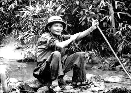 Đồng chí Hồ Nghinh thời ở Hòn Tàu (Quảng Nam).